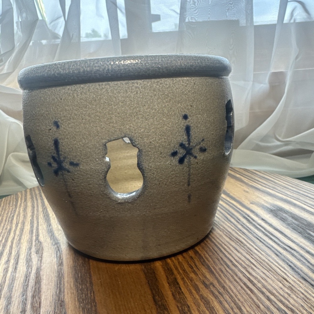 1997 Rowe Pottery Snowman Cut Out Large Crock C Salt Glaze 4.75"